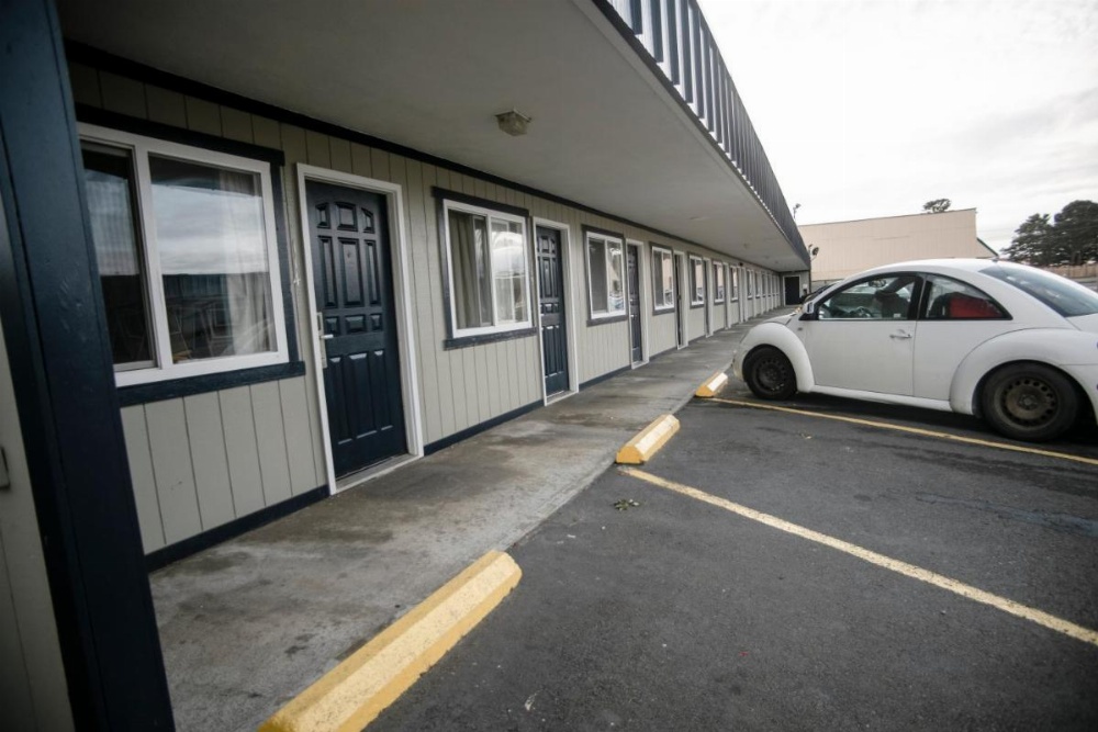 Pacific Inn Image 13